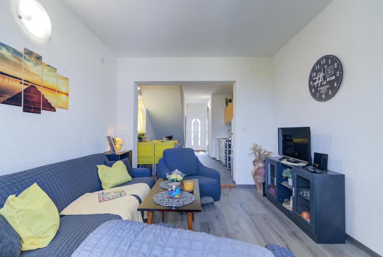 Apartman Sunce Сень Экстерьер фото