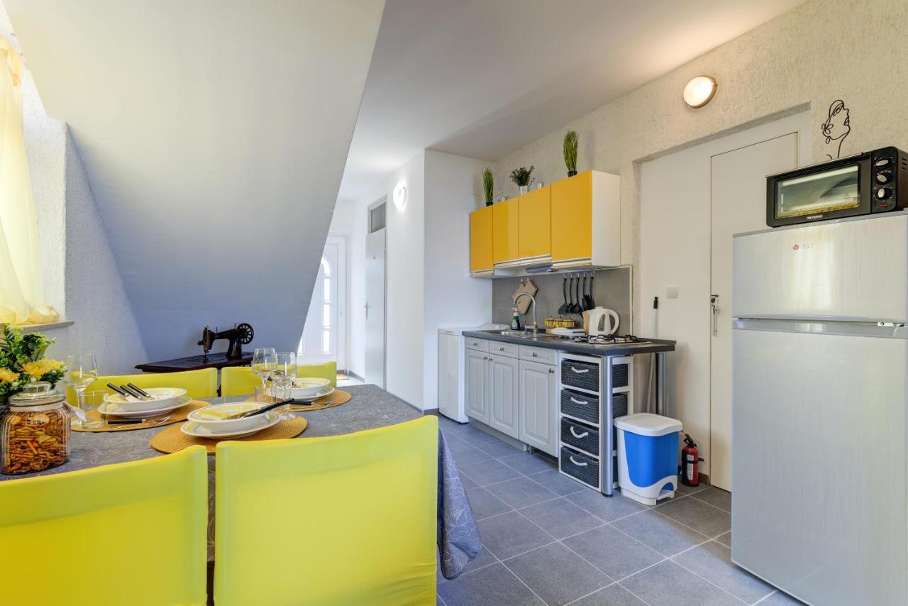 Apartman Sunce Сень Экстерьер фото