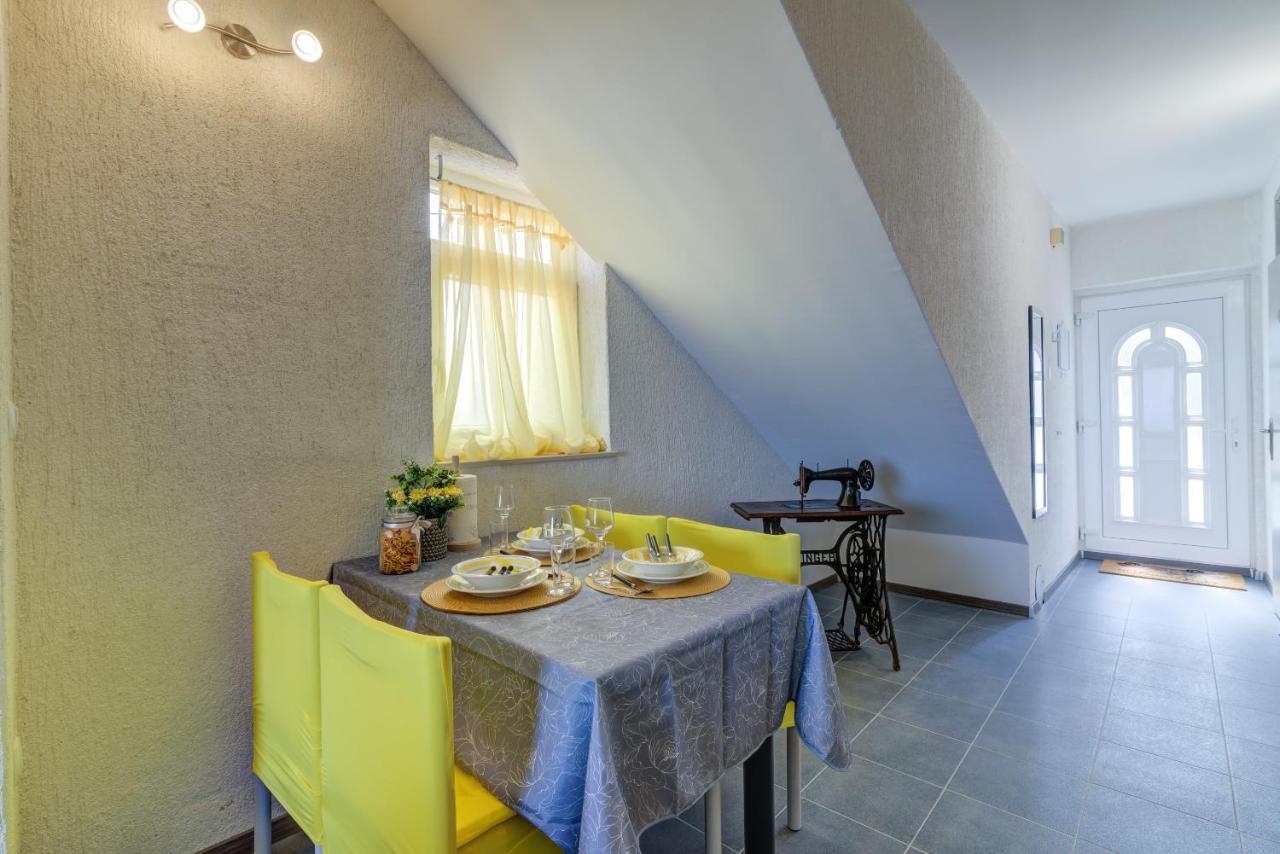 Apartman Sunce Сень Экстерьер фото